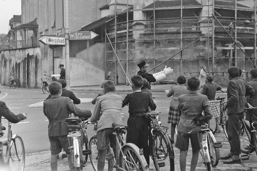 Copyright_Museum-Appenzell-Verkehrsunterricht-Emil-Grubenmann-sen.-um 1950