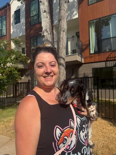 Pawrade customer Laura T. with their Dachshund, Mini puppy