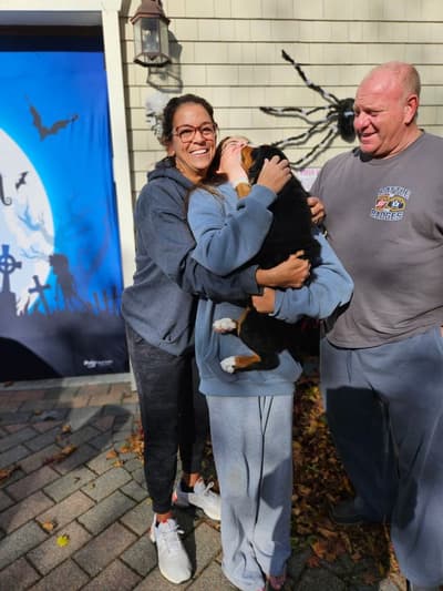 Dillie, a Bernese Mountain Dog puppy from Pawrade