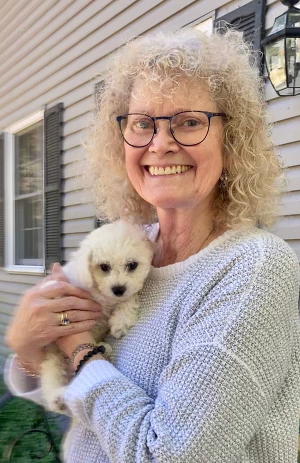 Customer photo of Bichon Frise puppy from Linda G.
