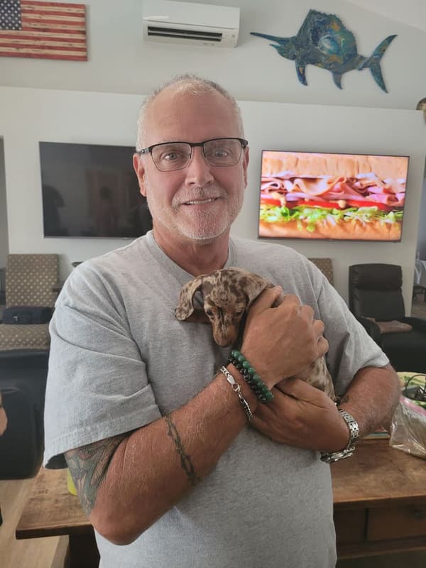 Customer photo of Dachshund, Mini puppy from Gary F.
