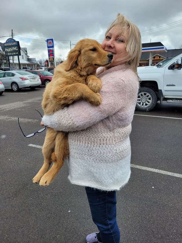 Customer photo of Golden Retriever puppy from Elizabeth S.