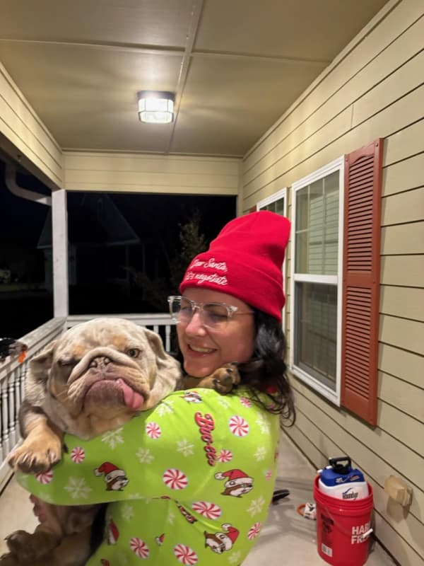 Customer photo of English Bulldog puppy from Jennifer C.