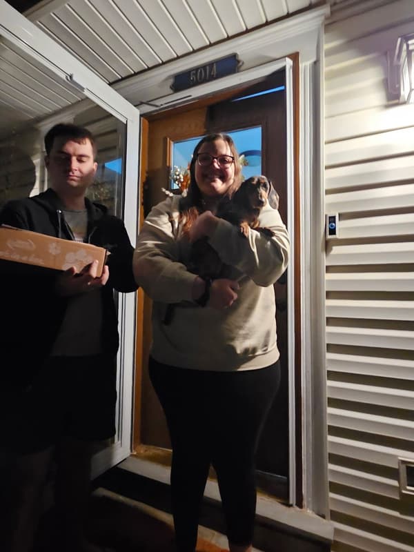 Customer photo of Dachshund, Mini puppy from Katherine M.