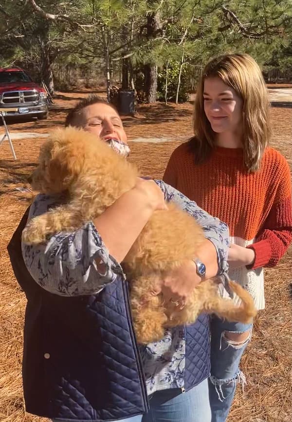 Customer photo of Goldendoodle puppy from Debora M.