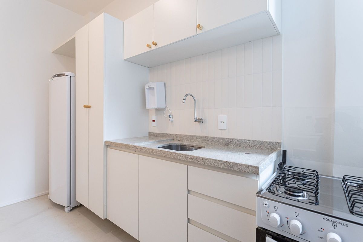 Apartamento para alugar com 2 quartos, 45m² - Foto 10