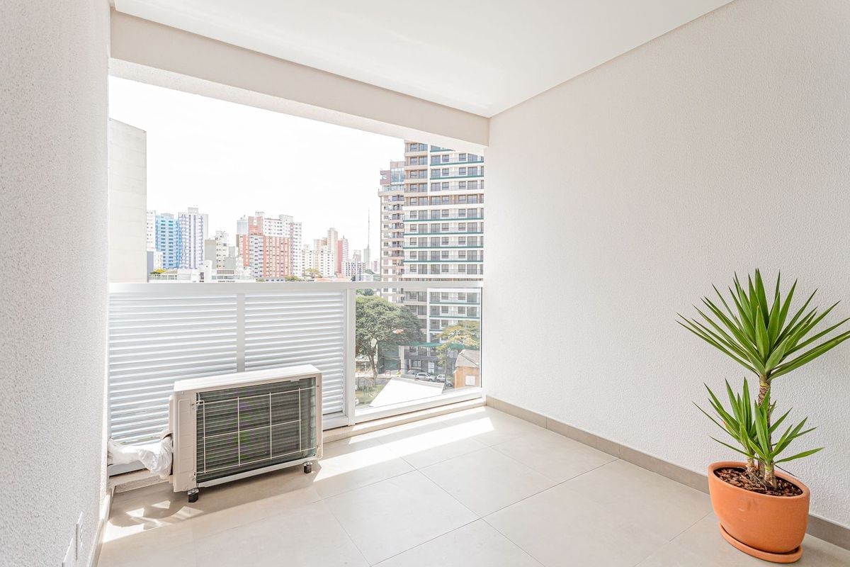 Apartamento para alugar com 2 quartos, 67m² - Foto 10