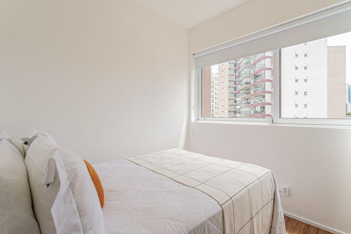 Apartamento para alugar com 2 quartos, 67m² - Foto 27