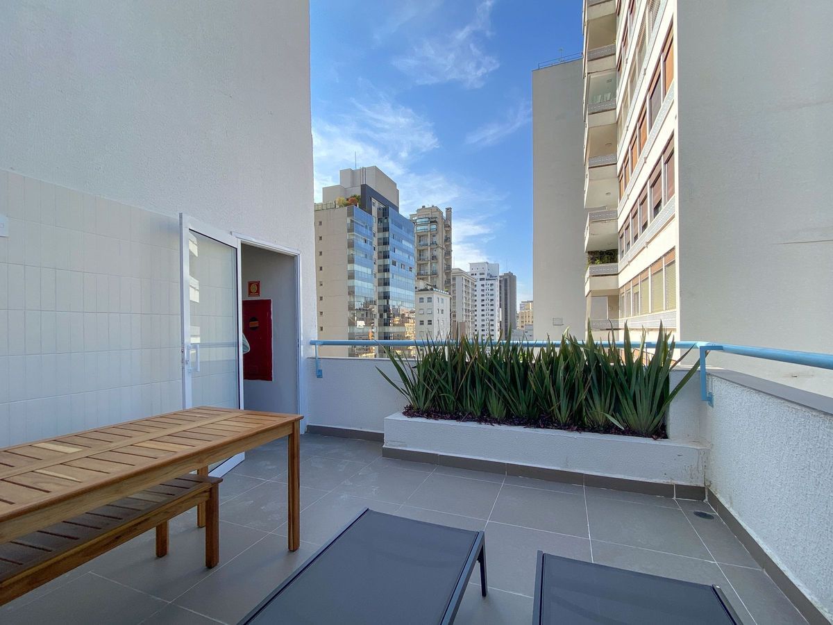 Apartamento para alugar com 2 quartos, 65m² - Foto 39