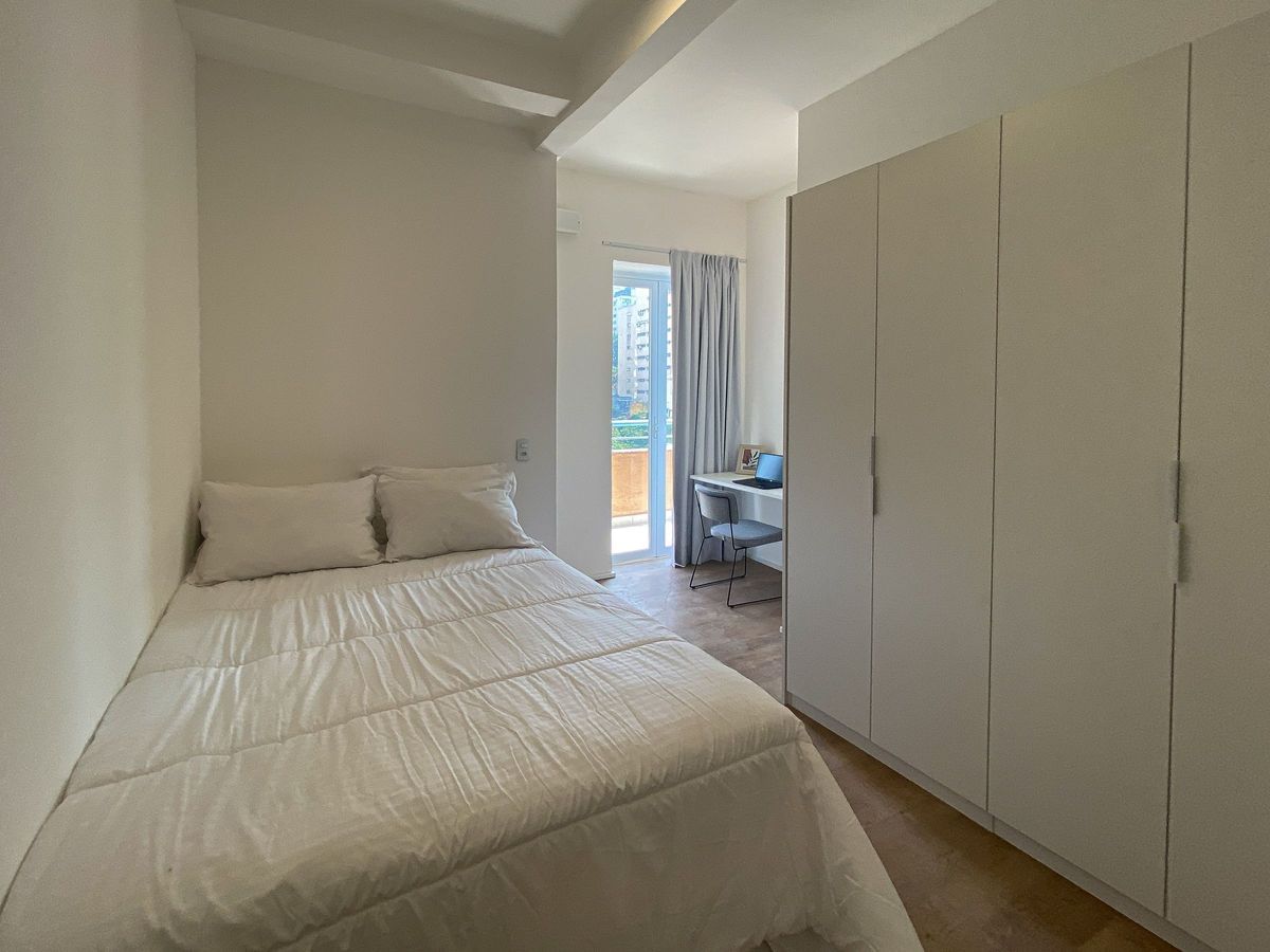 Apartamento para alugar com 2 quartos, 65m² - Foto 22