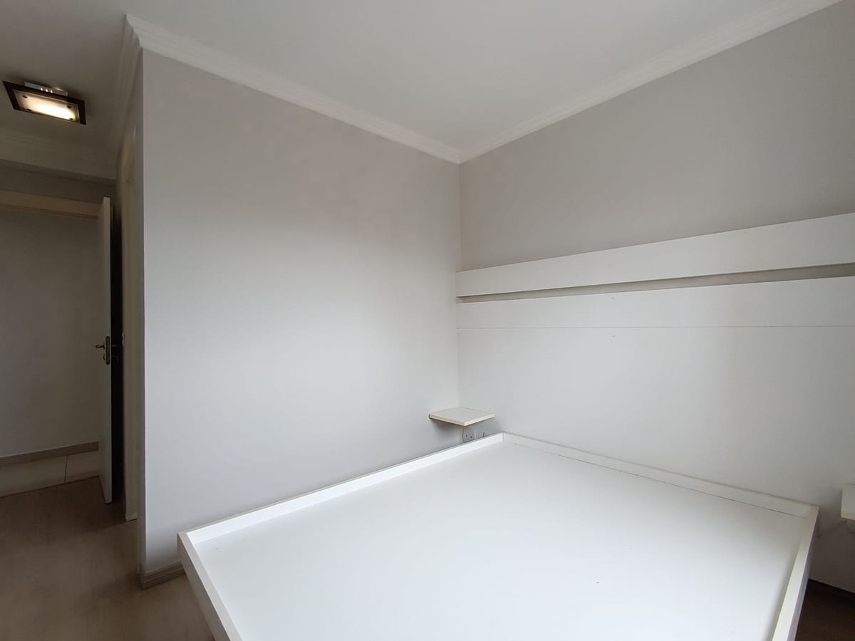 Apartamento para alugar com 2 quartos, 81m² - Foto 8