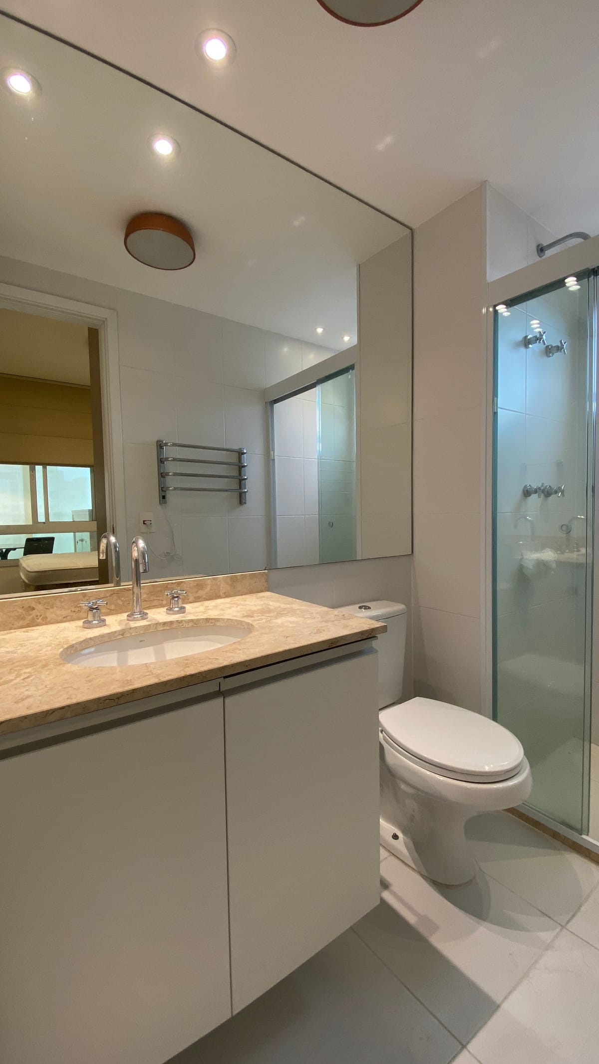 Apartamento para alugar com 1 quarto, 37m² - Foto 12