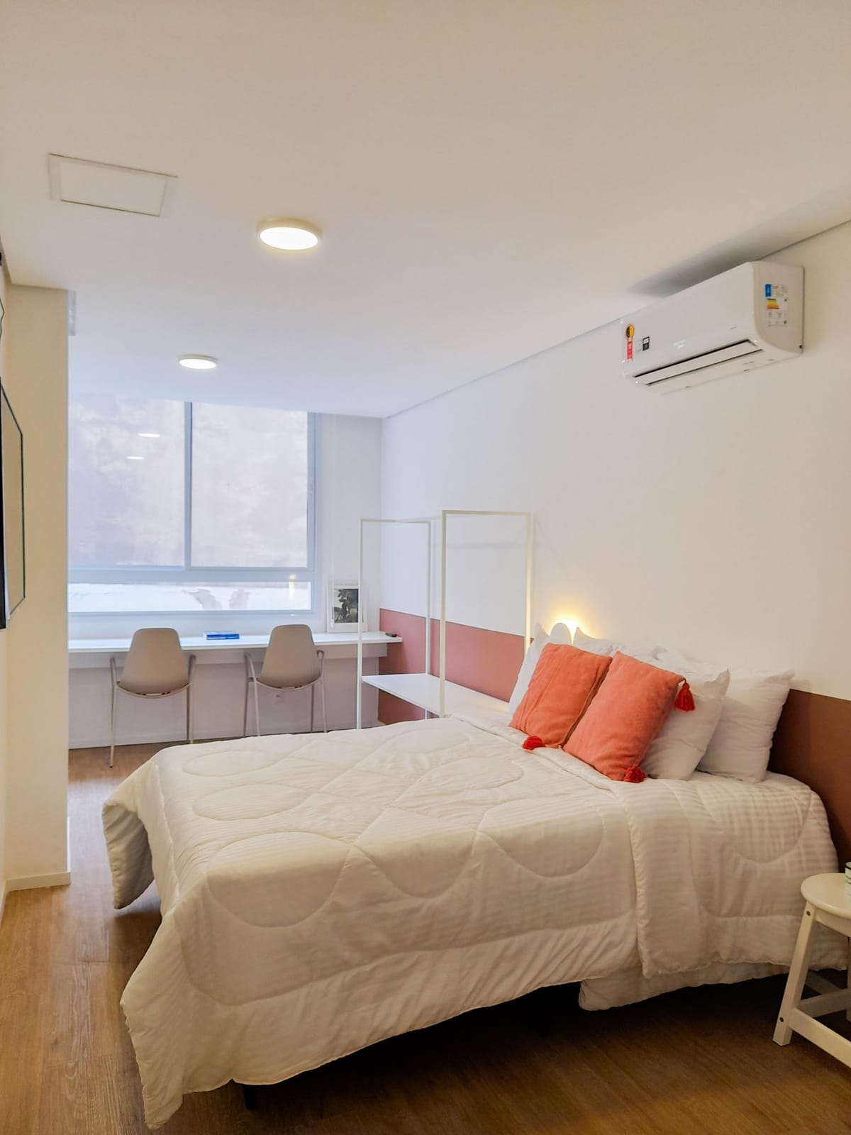 Apartamento para alugar com 2 quartos, 64m² - Foto 1