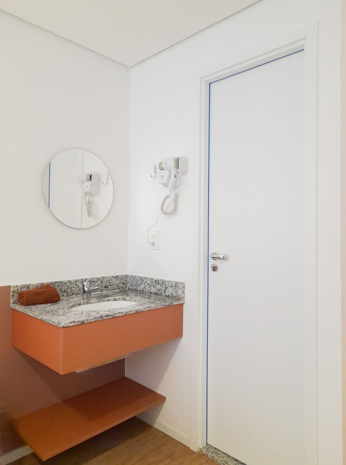 Apartamento para alugar com 2 quartos, 64m² - Foto 8
