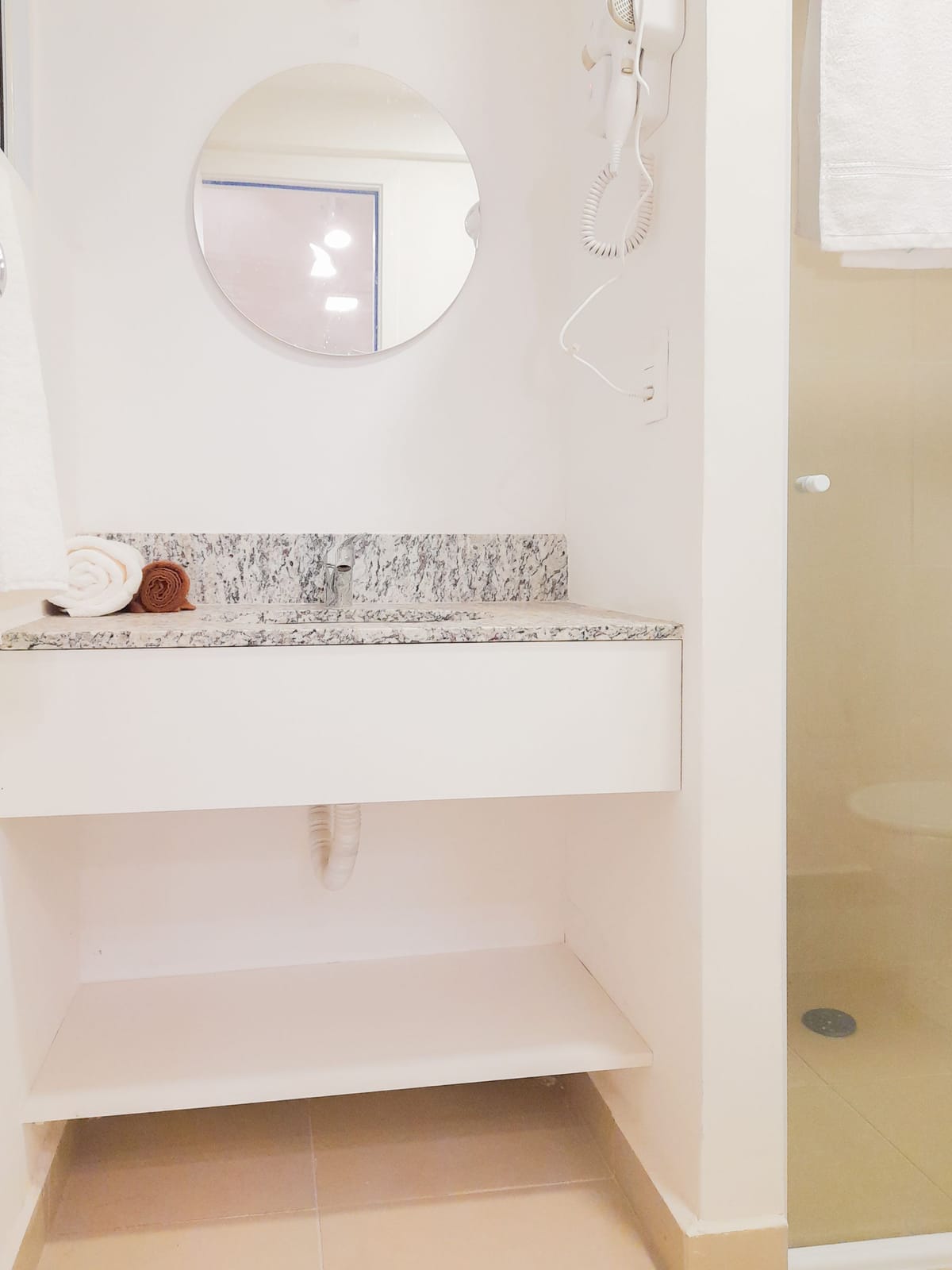 Apartamento para alugar com 1 quarto, 45m² - Foto 3