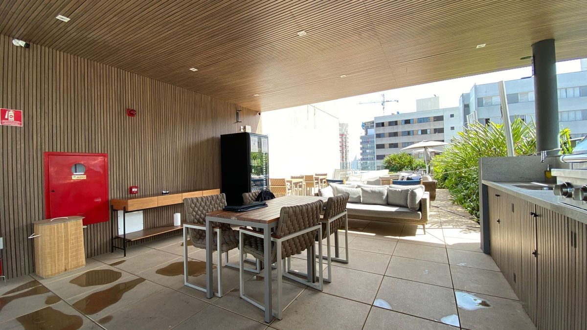 Apartamento para alugar com 2 quartos, 71m² - Foto 40