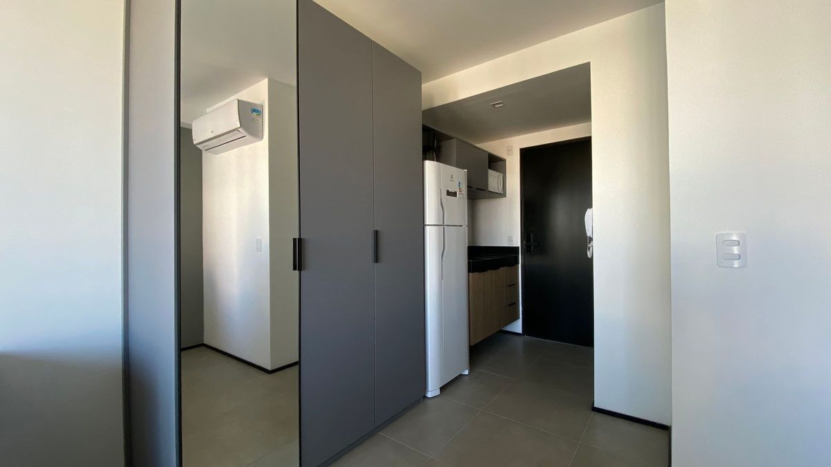 Apartamento para alugar com 1 quarto, 25m² - Foto 12