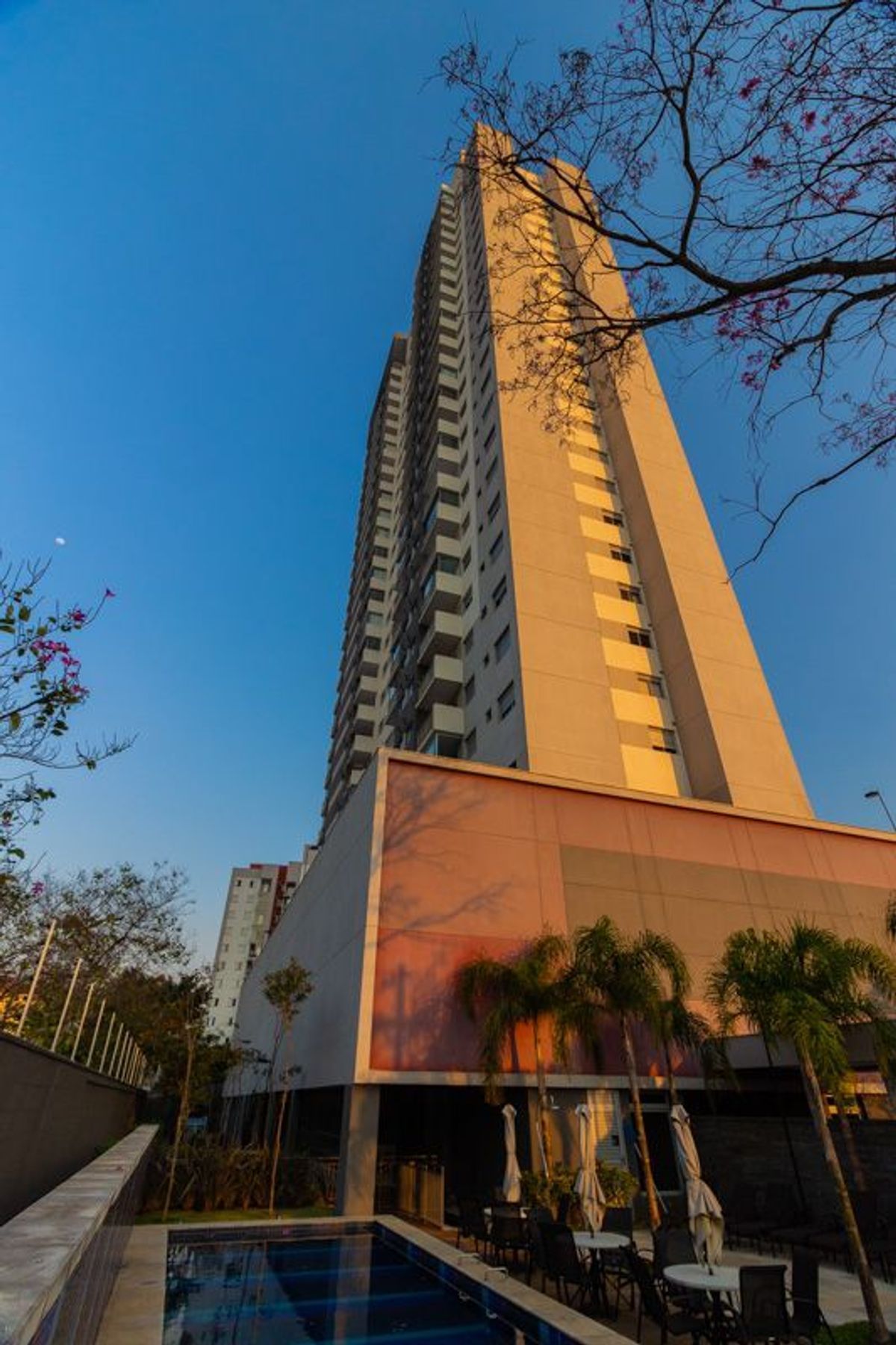 Apartamento para alugar com 1 quarto, 50m² - Foto 51