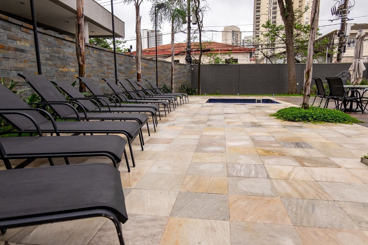 Apartamento para alugar com 1 quarto, 50m² - Foto 43