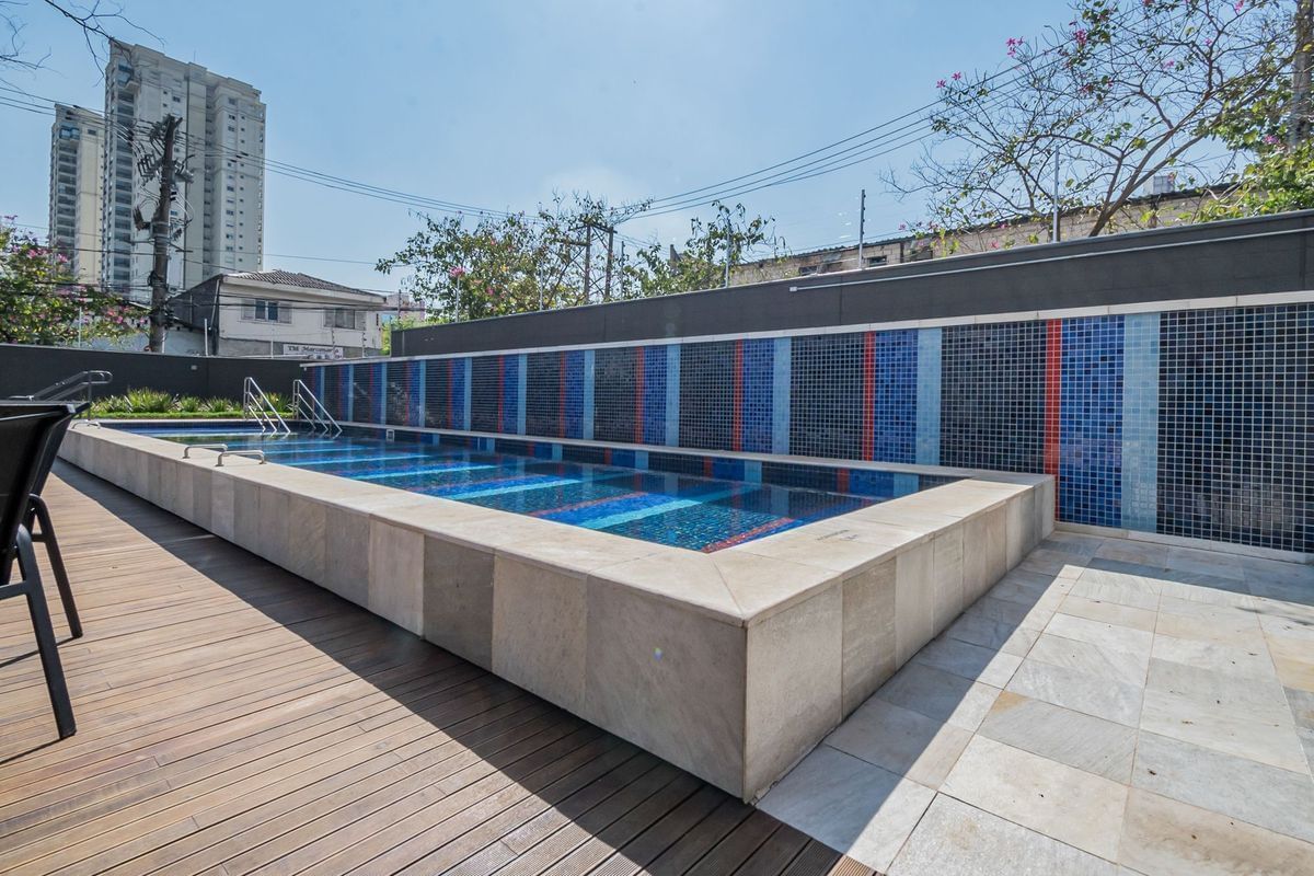 Apartamento para alugar com 1 quarto, 50m² - Foto 35