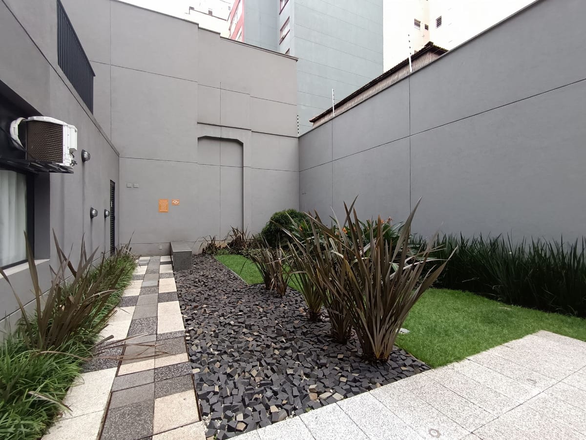 Apartamento para alugar com 1 quarto, 33m² - Foto 33