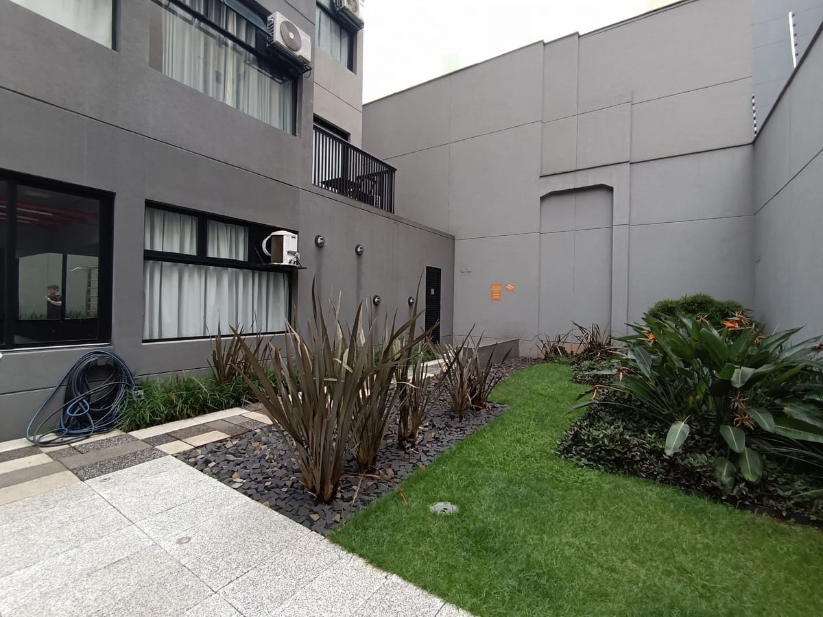 Apartamento para alugar com 1 quarto, 33m² - Foto 24