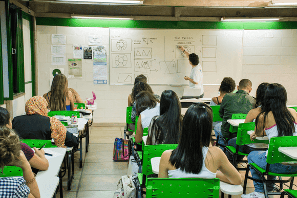 Vídeo e Imagens da IES