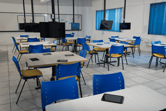Vídeo e Imagens da IES