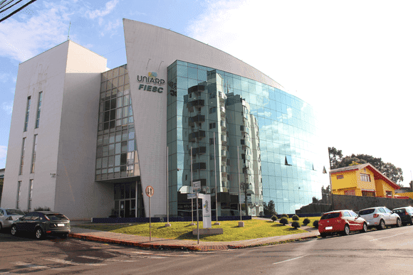 Vídeo e Imagens da IES