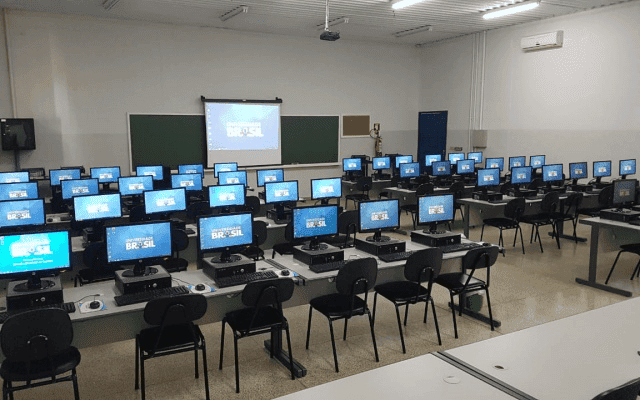 Vídeo e Imagens da IES