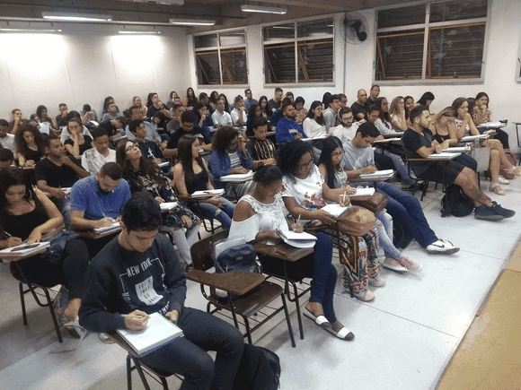 Vídeo e Imagens da IES