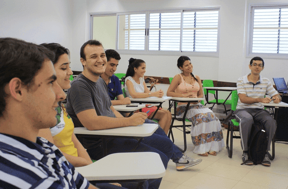 Vídeo e Imagens da IES
