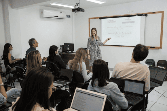 Vídeo e Imagens da IES