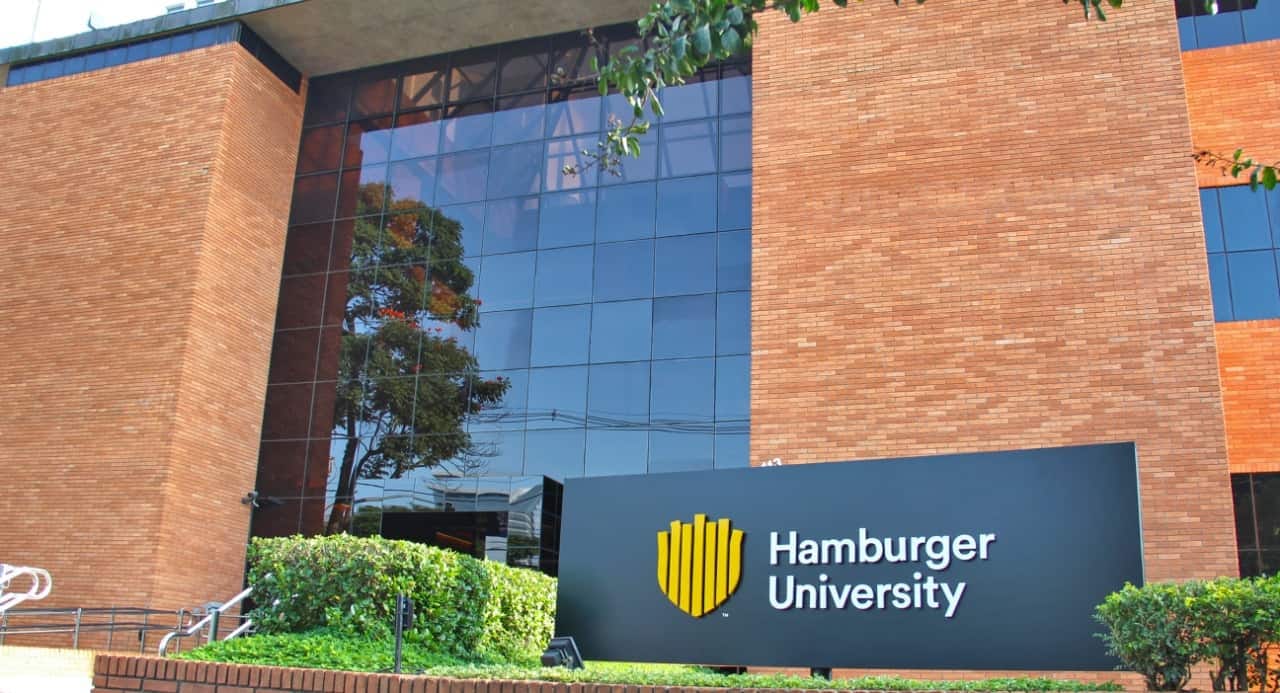 Universidade do Hambúrguer Conheça o Centro de Treinamento do McDonald's