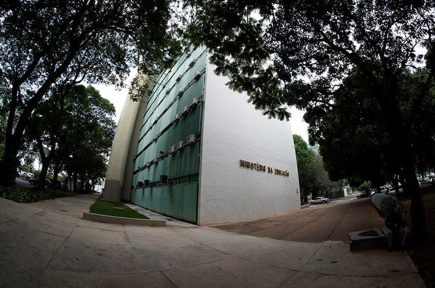 governo universidades