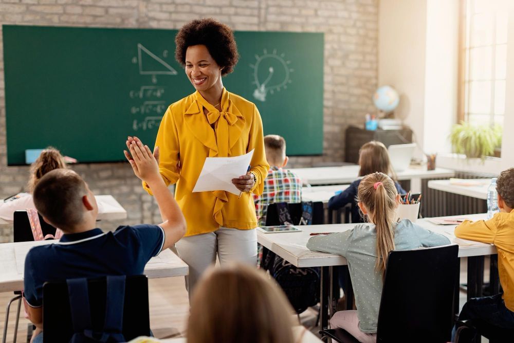 Qual área da Pedagogia dá mais dinheiro?