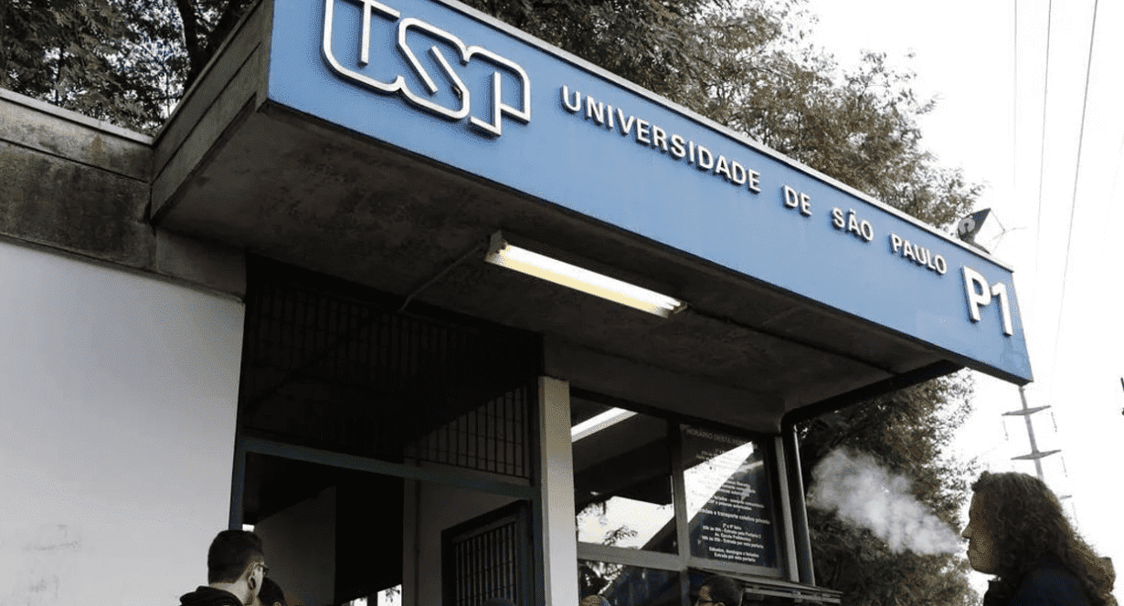 Um dos portões de entrada na Universidade de São Paulo (USP); Lista de espera da Fuvest 2024 está aberta; veja como participar