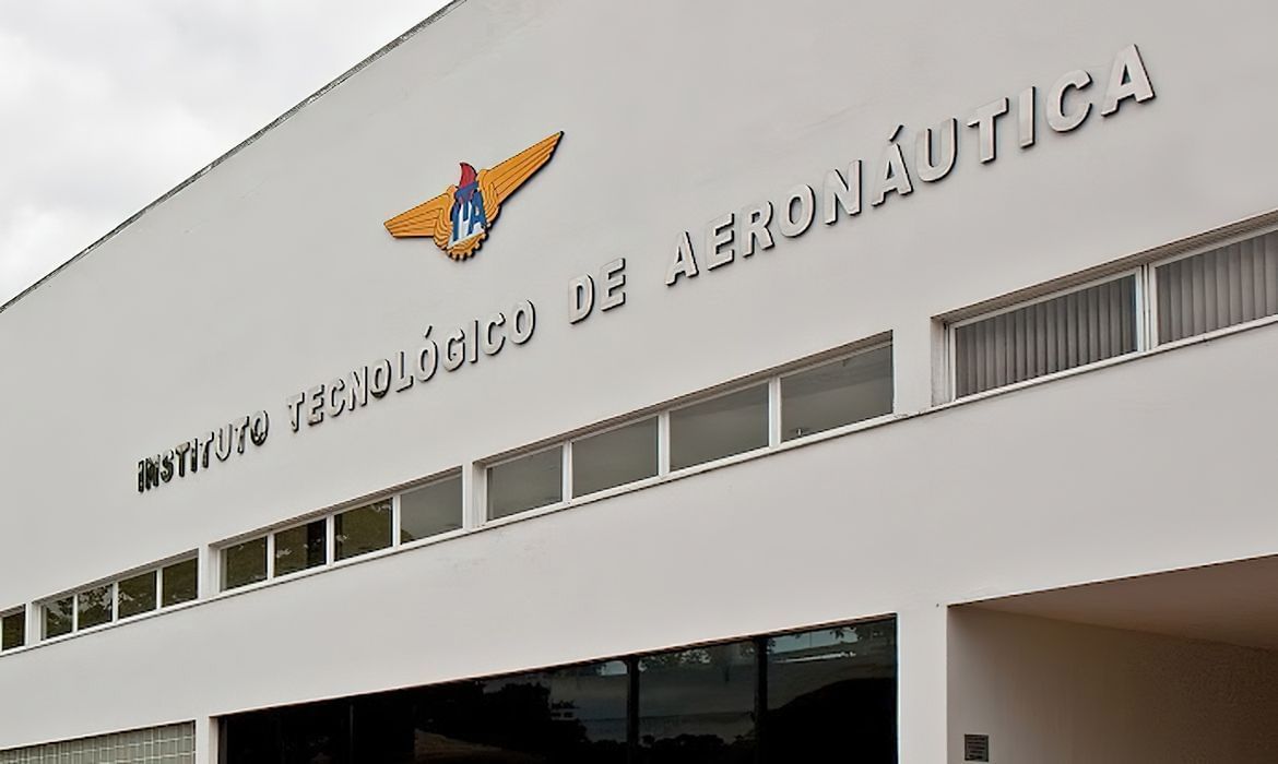 Prédio do Instituto Tecnológico de Aeronáutica, localizado em Sâo José dos Campos. 