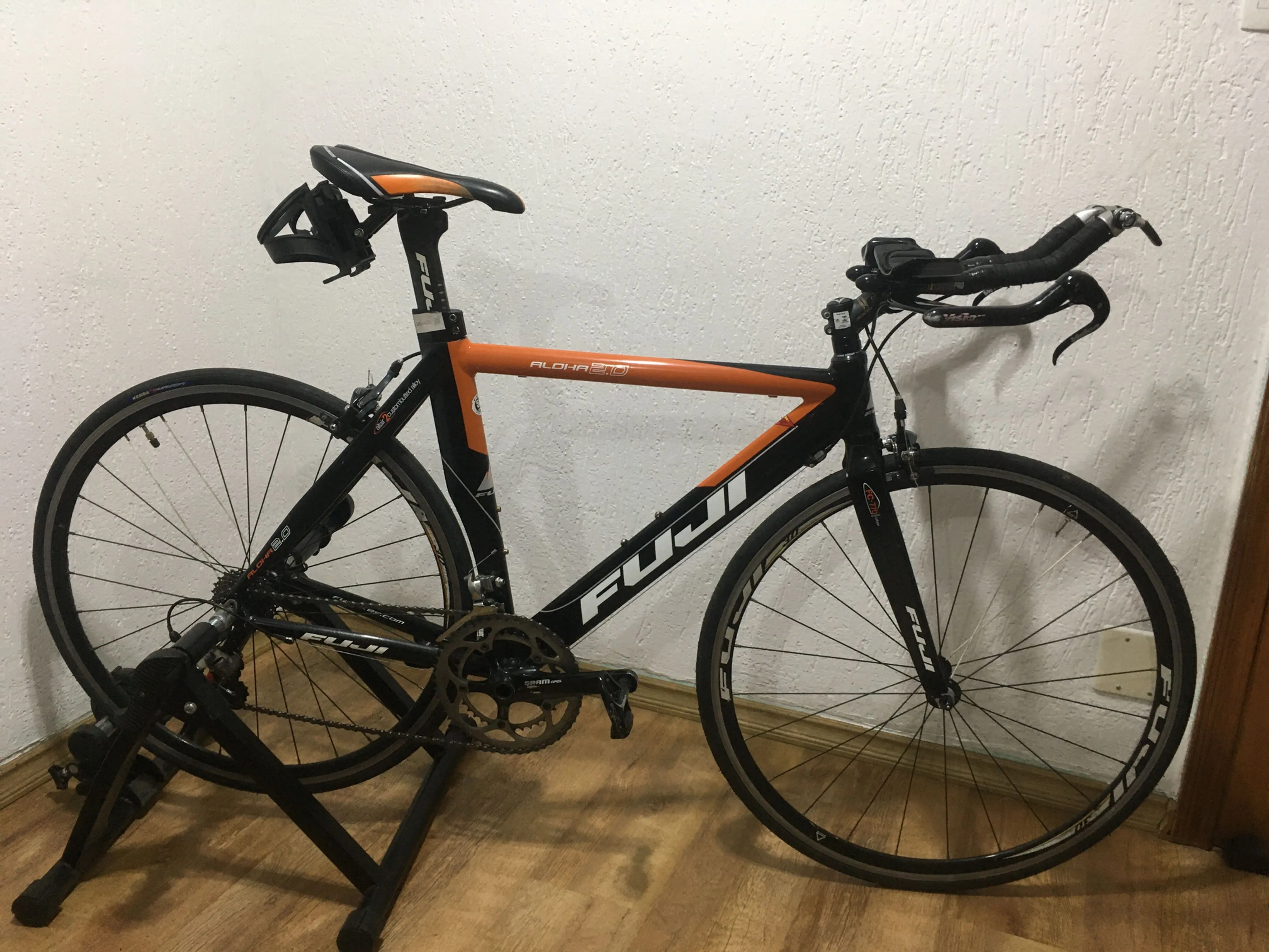 fuji aloha 2.0 road bike