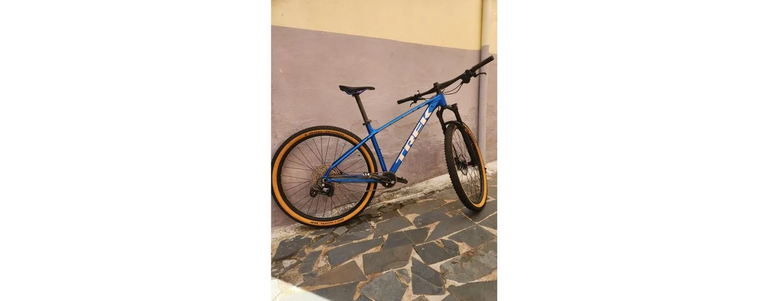 2021 trek marlin hotsell