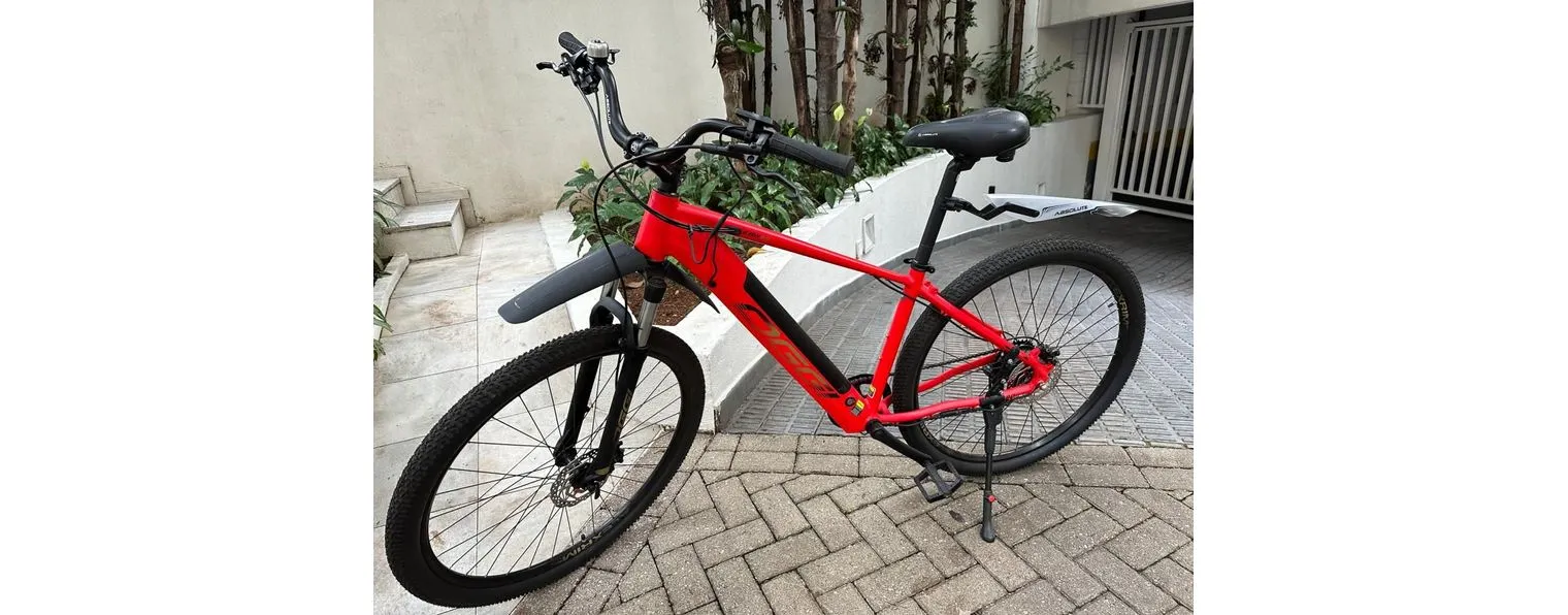 Electric bike with big wheels clearance