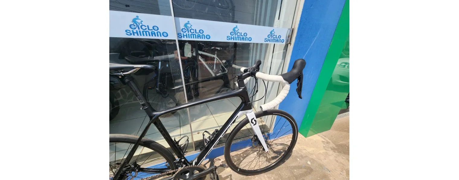 Scott addict 30 cheap road bike 2019