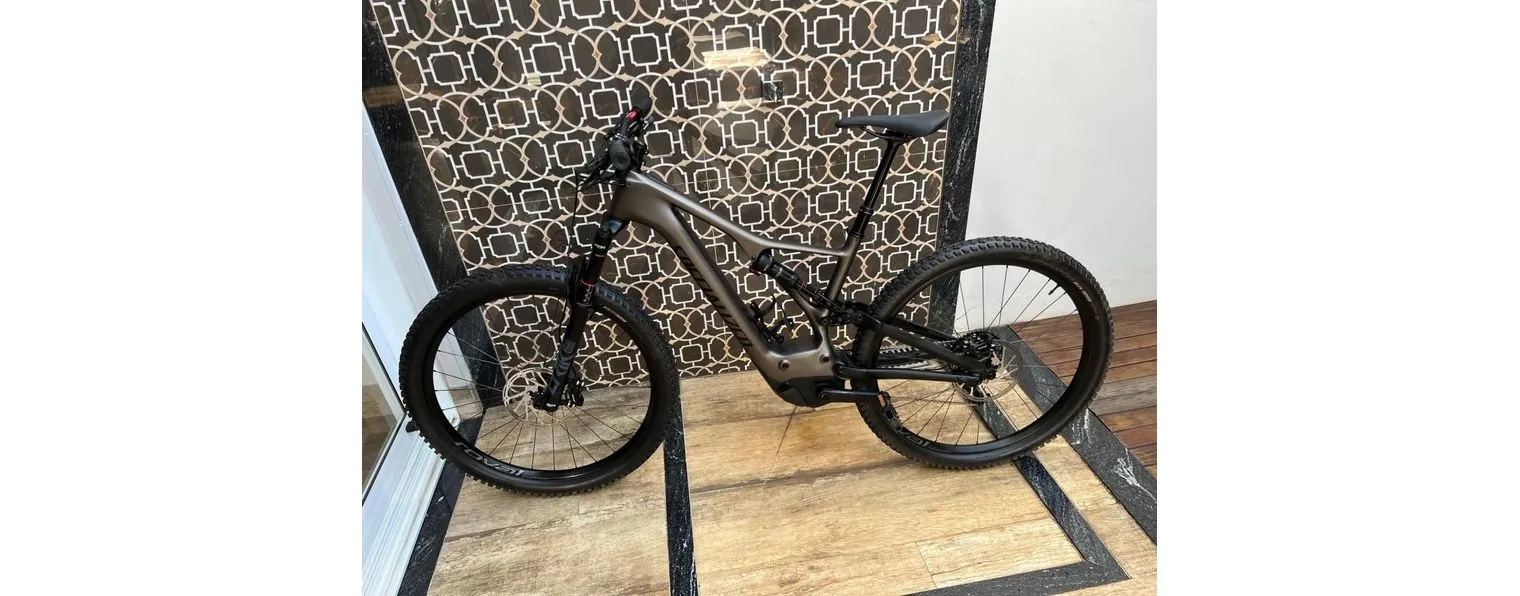 Precio specialized 2025 turbo levo 2020