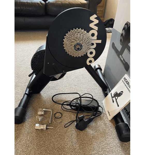 Semexe - Wahoo Kickr Core rolo smart trainer Semexe - Wahoo Kickr Core rolo smart trainer