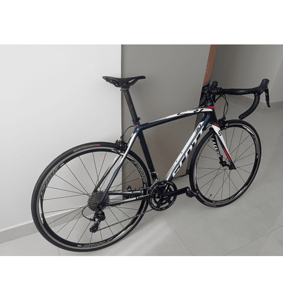 Scott cr1 30 carbon road bike 2025
