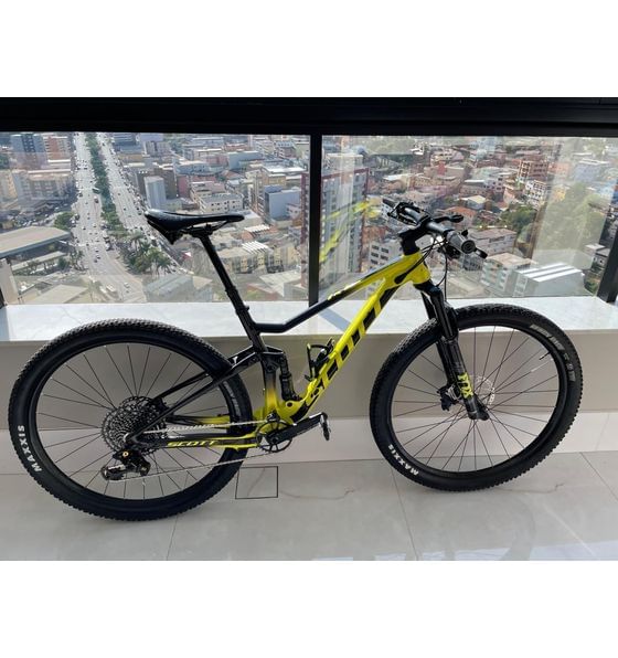 2020 pairof Scott Spark 700