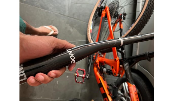Semexe - Guidão Cannondale SystemBar R-One Carbon 100x420mm - Momo