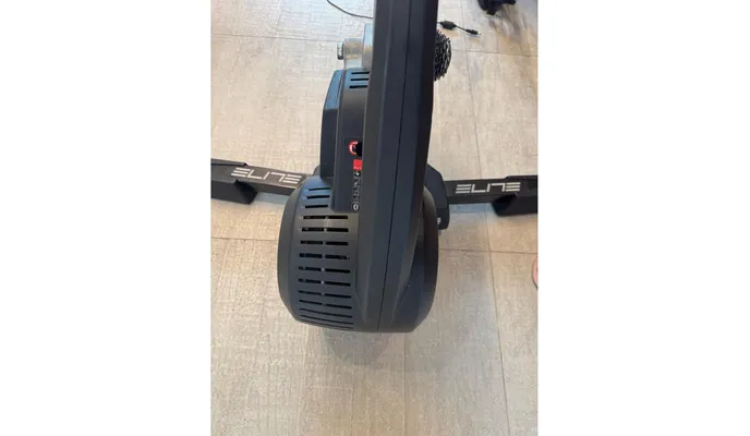 Rolo Smart Trainer Elite Direto