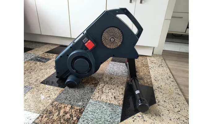 Rolo de treino Elite Smart Fluid
