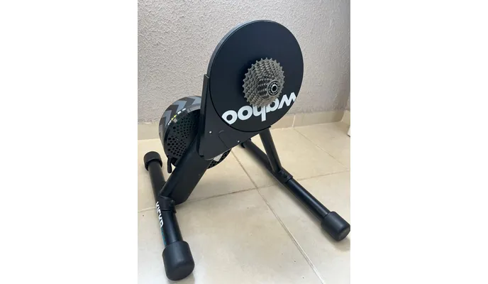 Wahoo Kickr Core rolo smart trainer